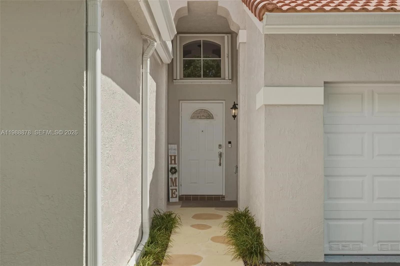 1315 Bayview Cir, Weston FL 33326