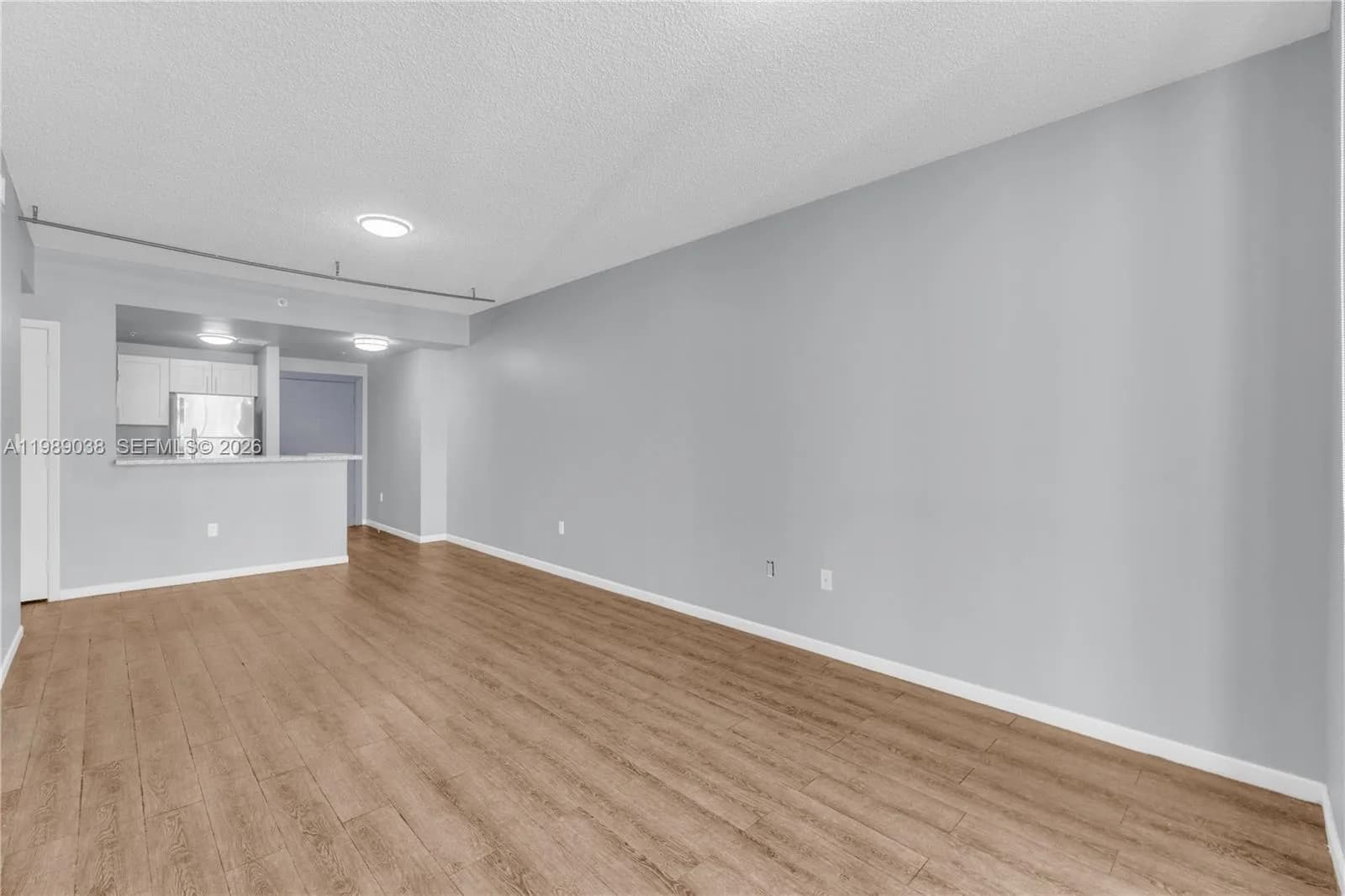 185 SE 14th Ter # 1611, Miami FL 33131