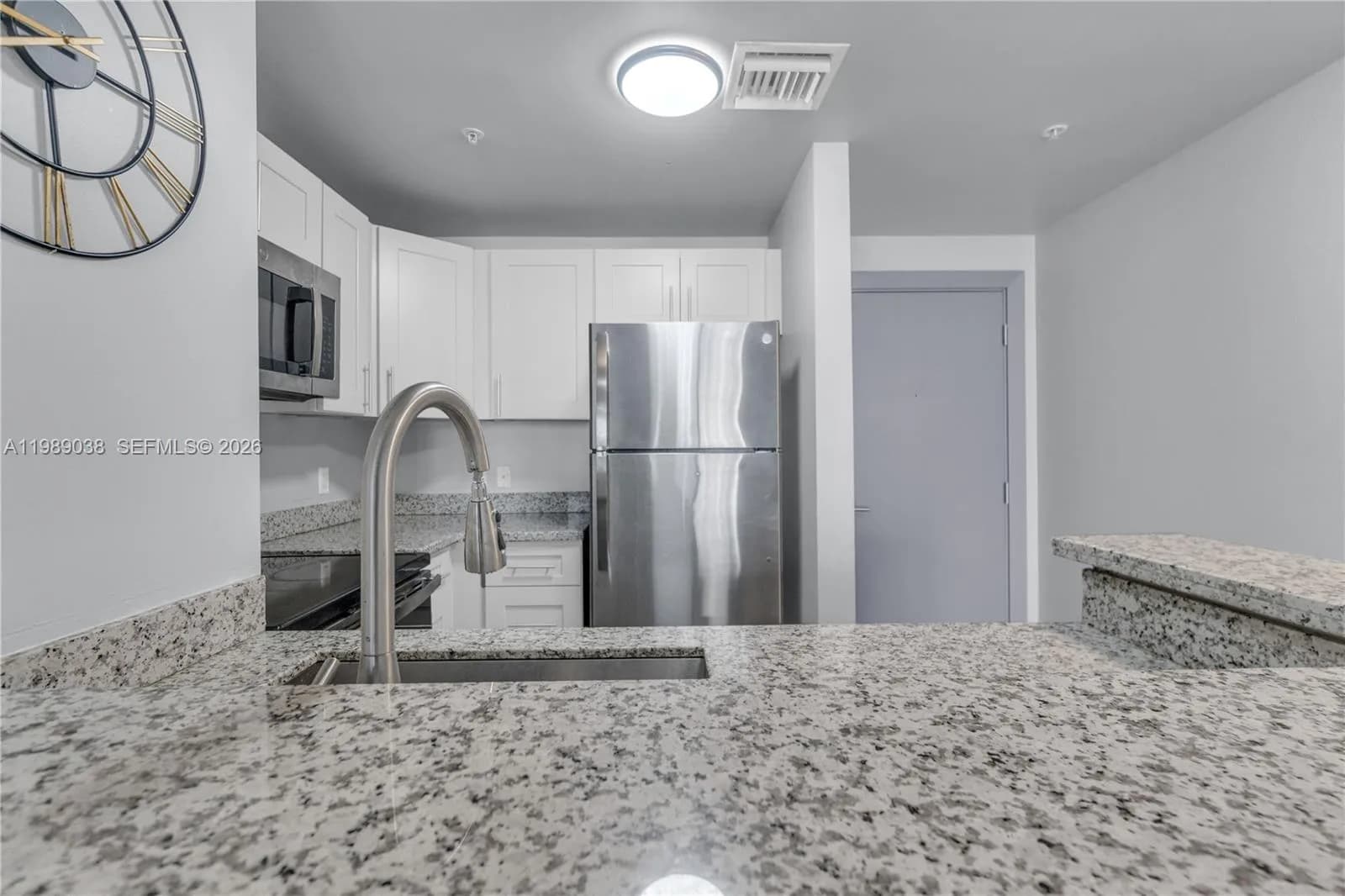 185 SE 14th Ter # 1611, Miami FL 33131