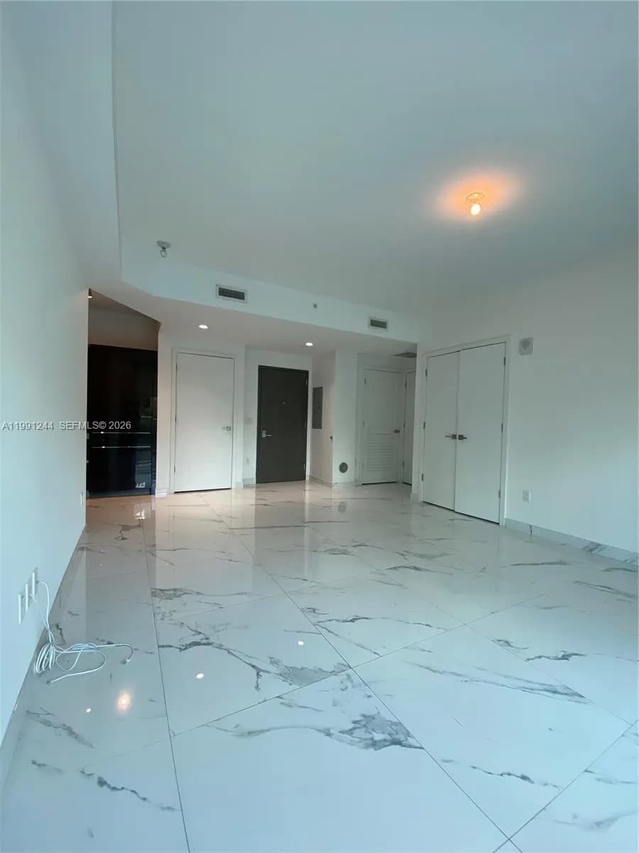 1080 Brickell Ave # 205, Miami FL 33131