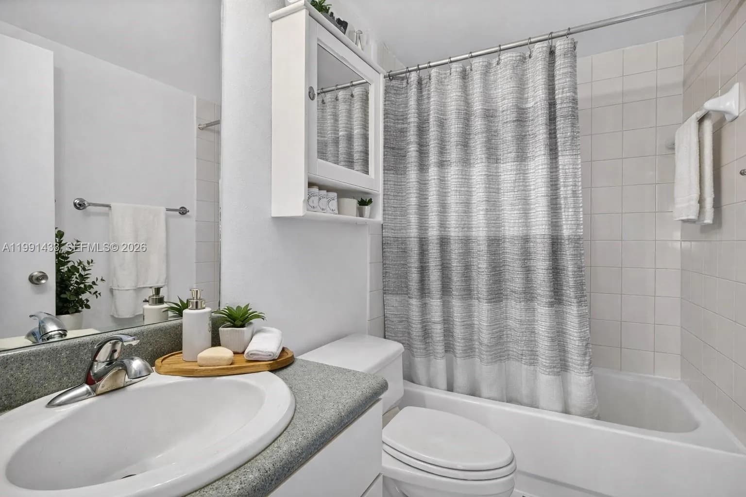 701 Brickell Key Blvd # 1108, Miami FL 33131