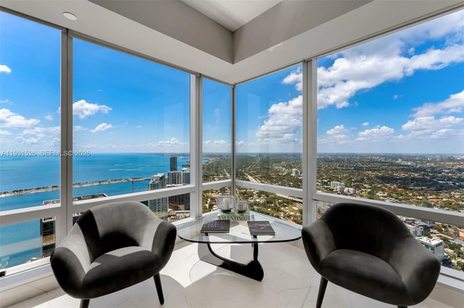 1425 Brickell Ave, Miami FL 33131