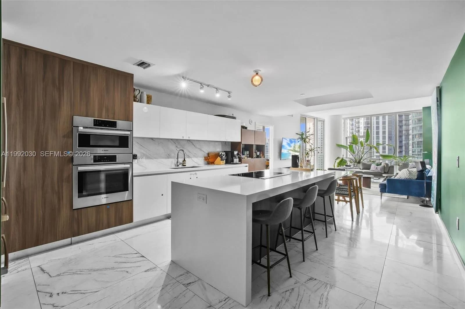 4 bedroom 4 bath for sale at 851 NE 1st Ave # 3211, Miami FL 33132