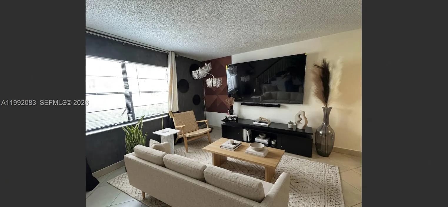 3530 NW 116th Ter, Coral Springs FL 33065