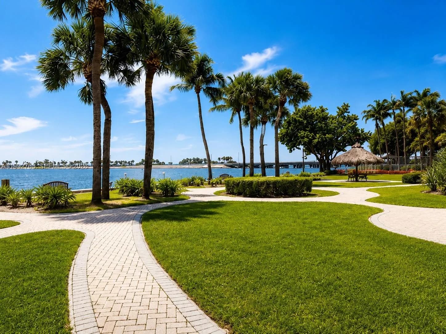 1 bedroom 1 bath for sale at 2451 Brickell Ave # 4F, Miami FL 33129