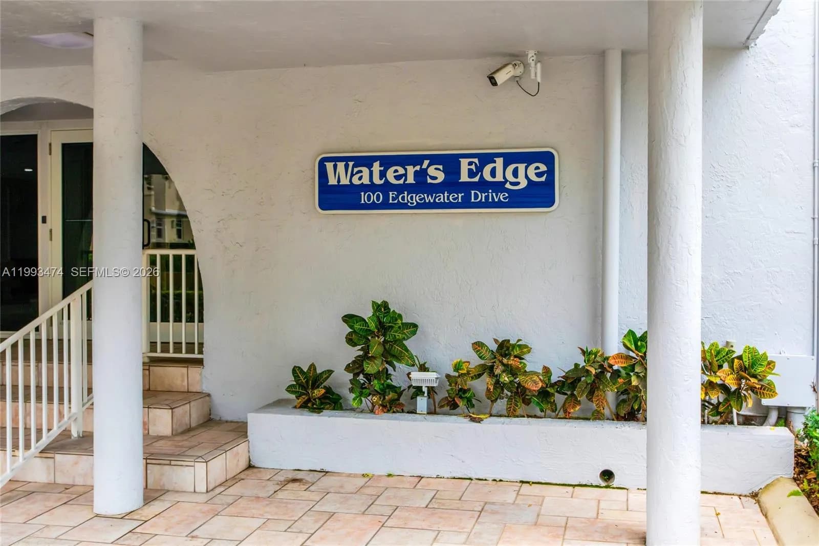 100 Edgewater Dr # 207, Coral Gables FL 33133