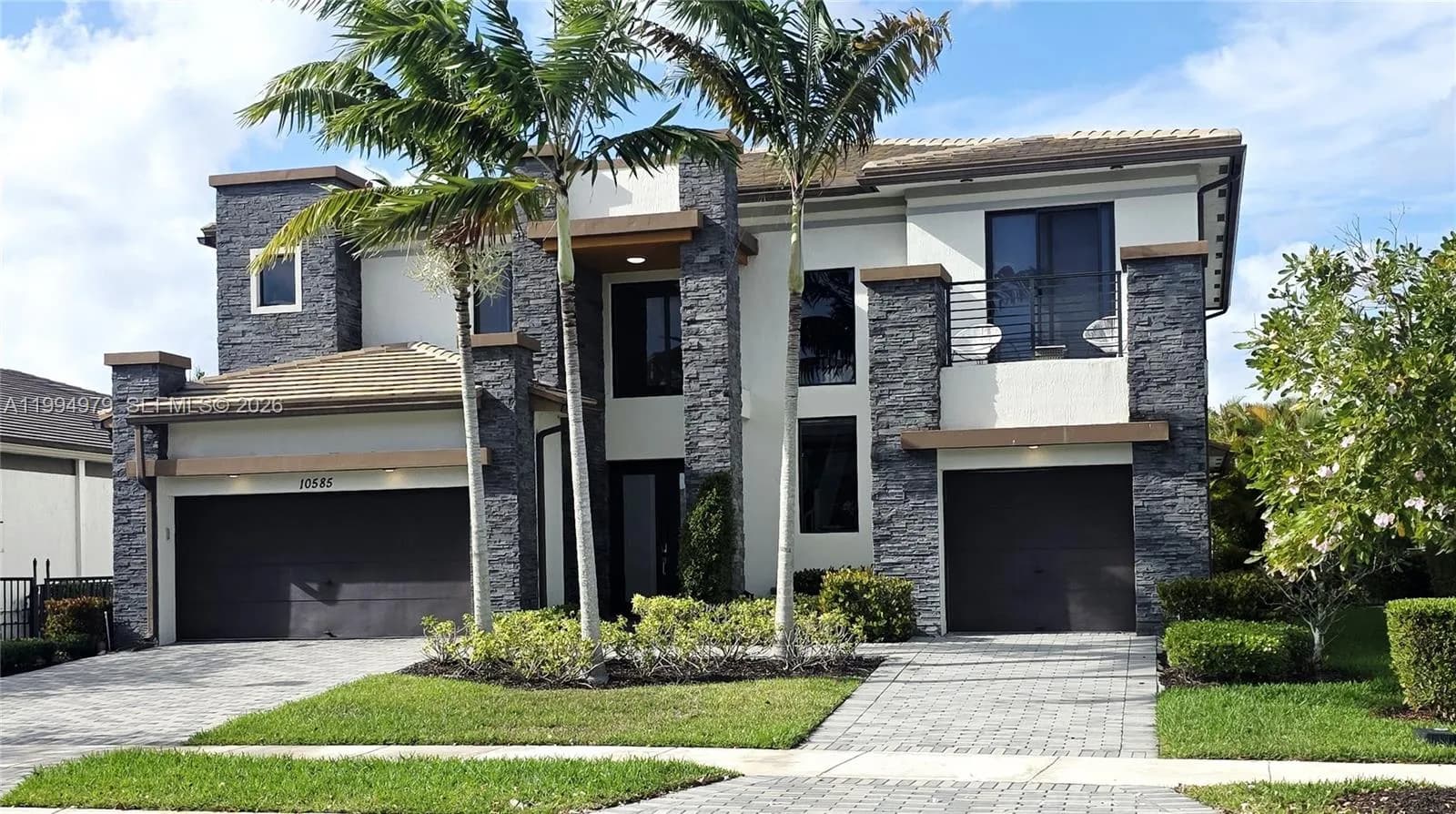 6 bedroom 6 bath Residential for sale at 10585 Cobalt Ct, Parkland FL 33076