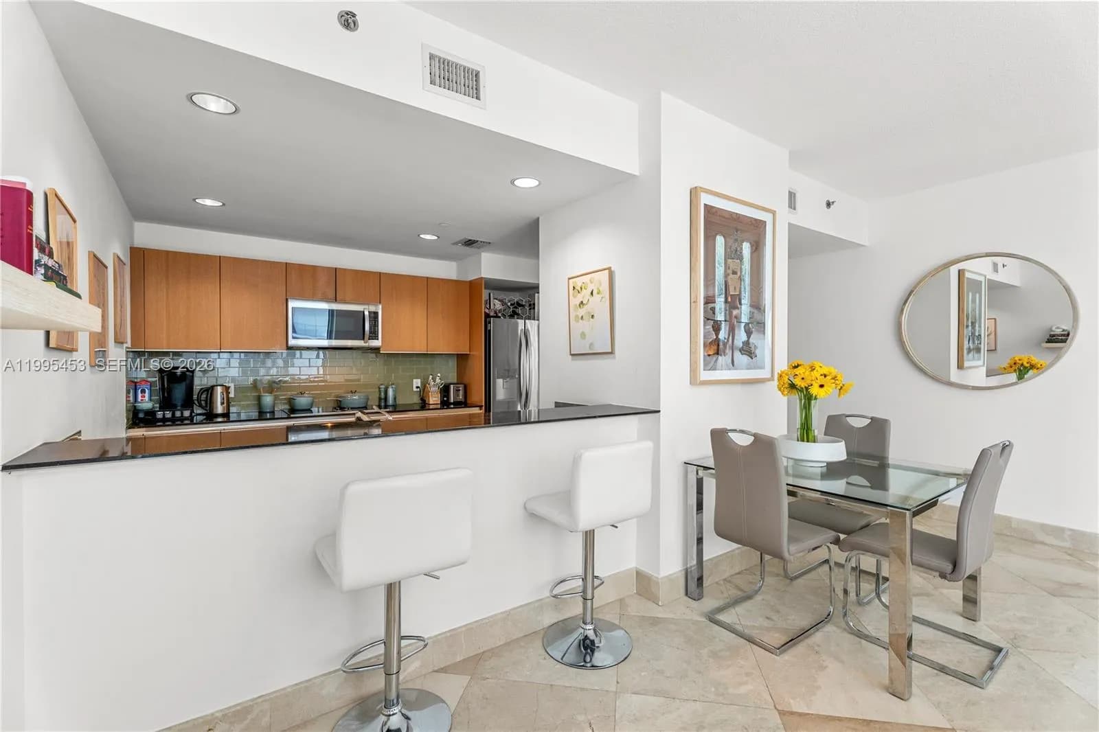 1060 Brickell Ave # 2117, Miami FL 33131