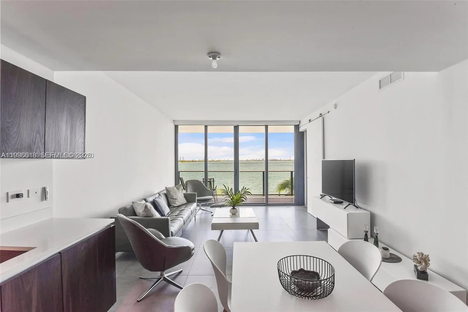 2 bedroom 2 bath for sale at 3131 NE 7th Ave # 305, Miami FL 33137