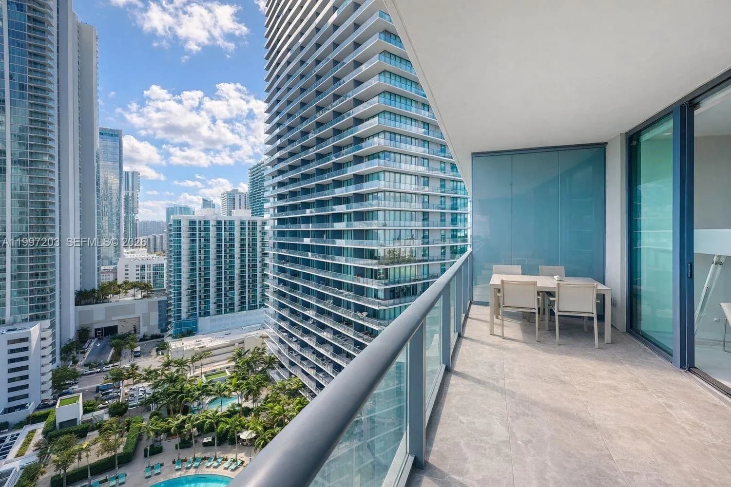 650 NE 32nd St # 2005, Miami FL 33137