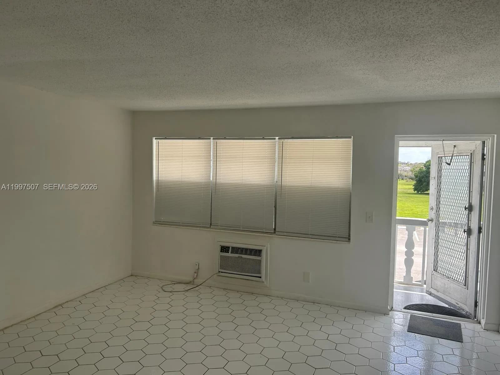 89 Berkshire D # 89, West Palm Beach FL 33417