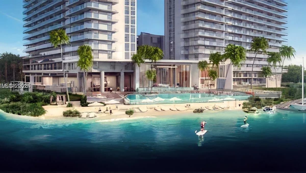 16385 Biscayne Blvd # 2118, North Miami Beach FL 33160