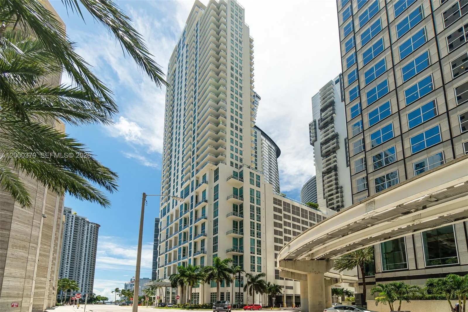 300 S Biscayne Blvd # 1411, Miami FL 33131