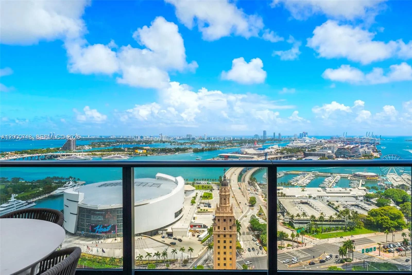 3 bedroom 3 bath for sale at 159 NE 6th St # 2915, Miami FL 33132