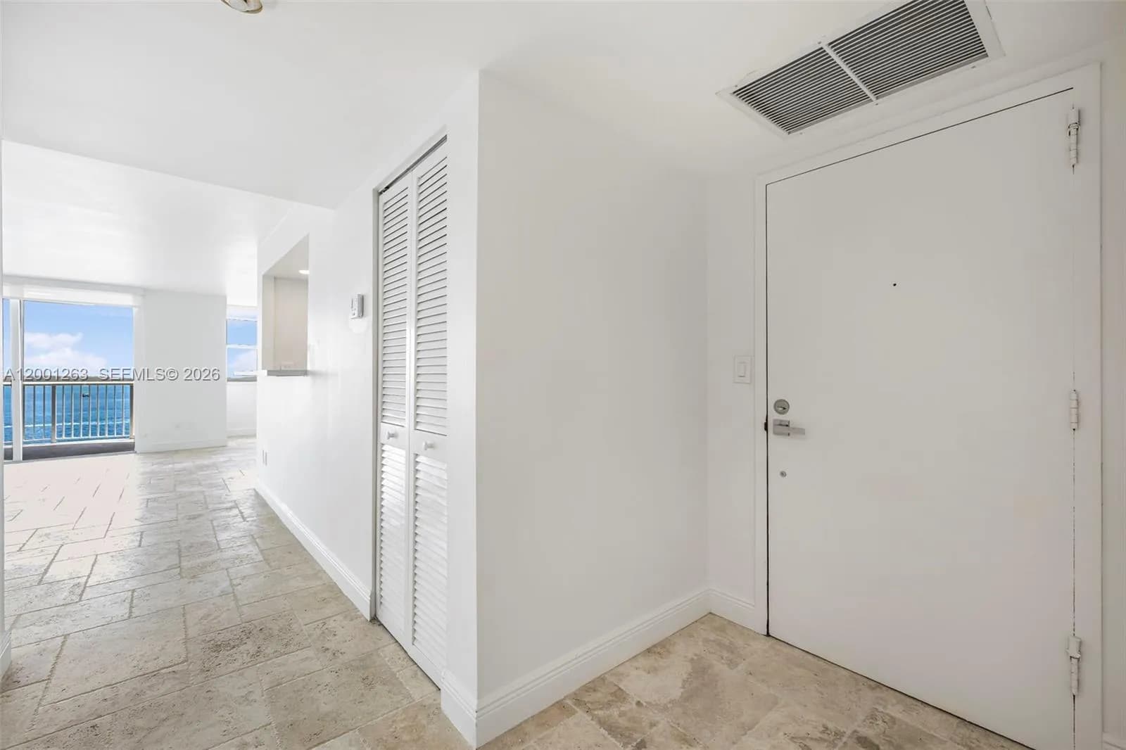 1420 Brickell Bay Dr # 1401A, Miami FL 33131