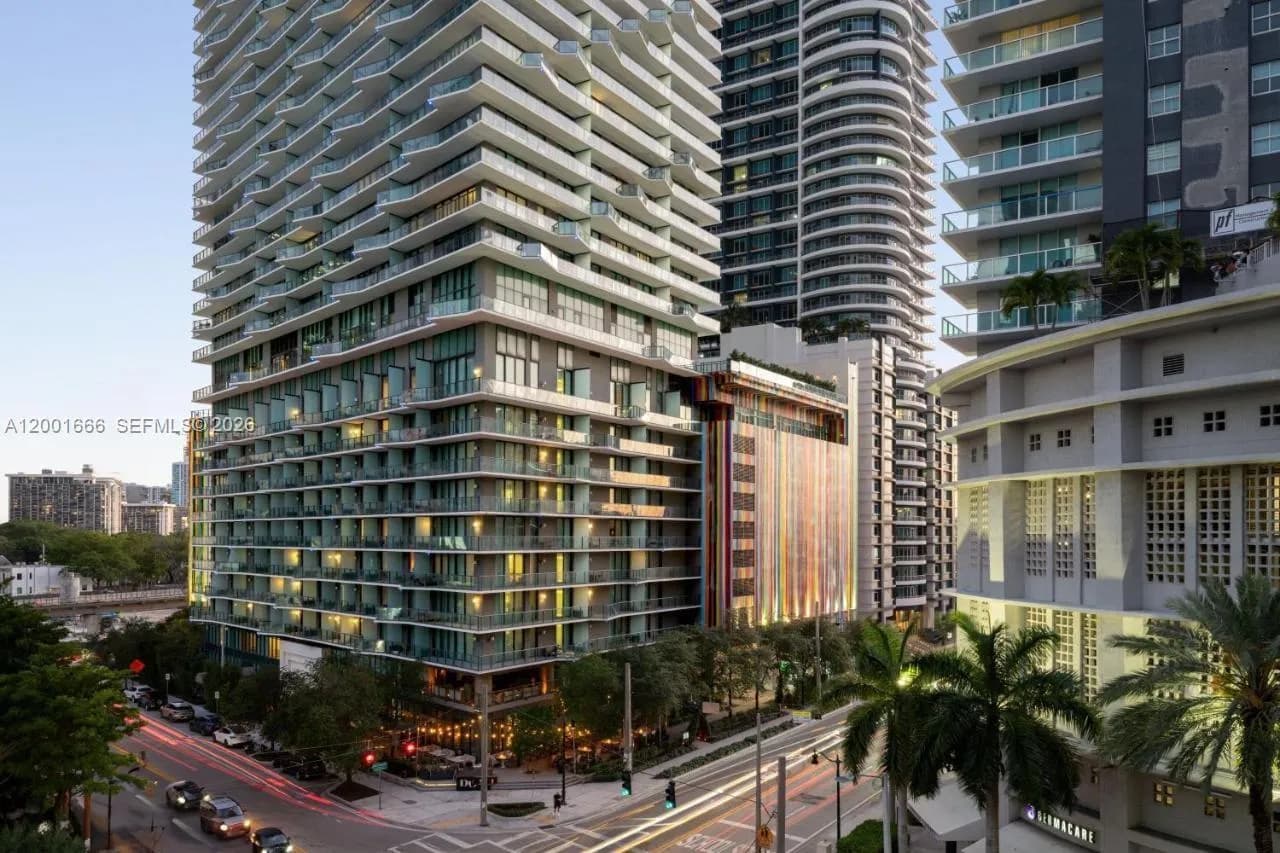 1 bedroom 1 bath for sale at 1300 S Miami Ave # 1107, Miami FL 33130