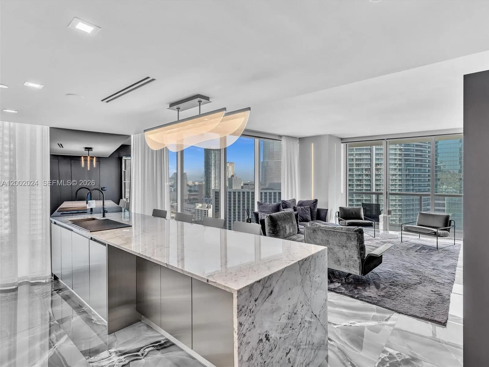 2 bedroom 2 bath for sale at 475 Brickell Ave # 2715, Miami FL 33131