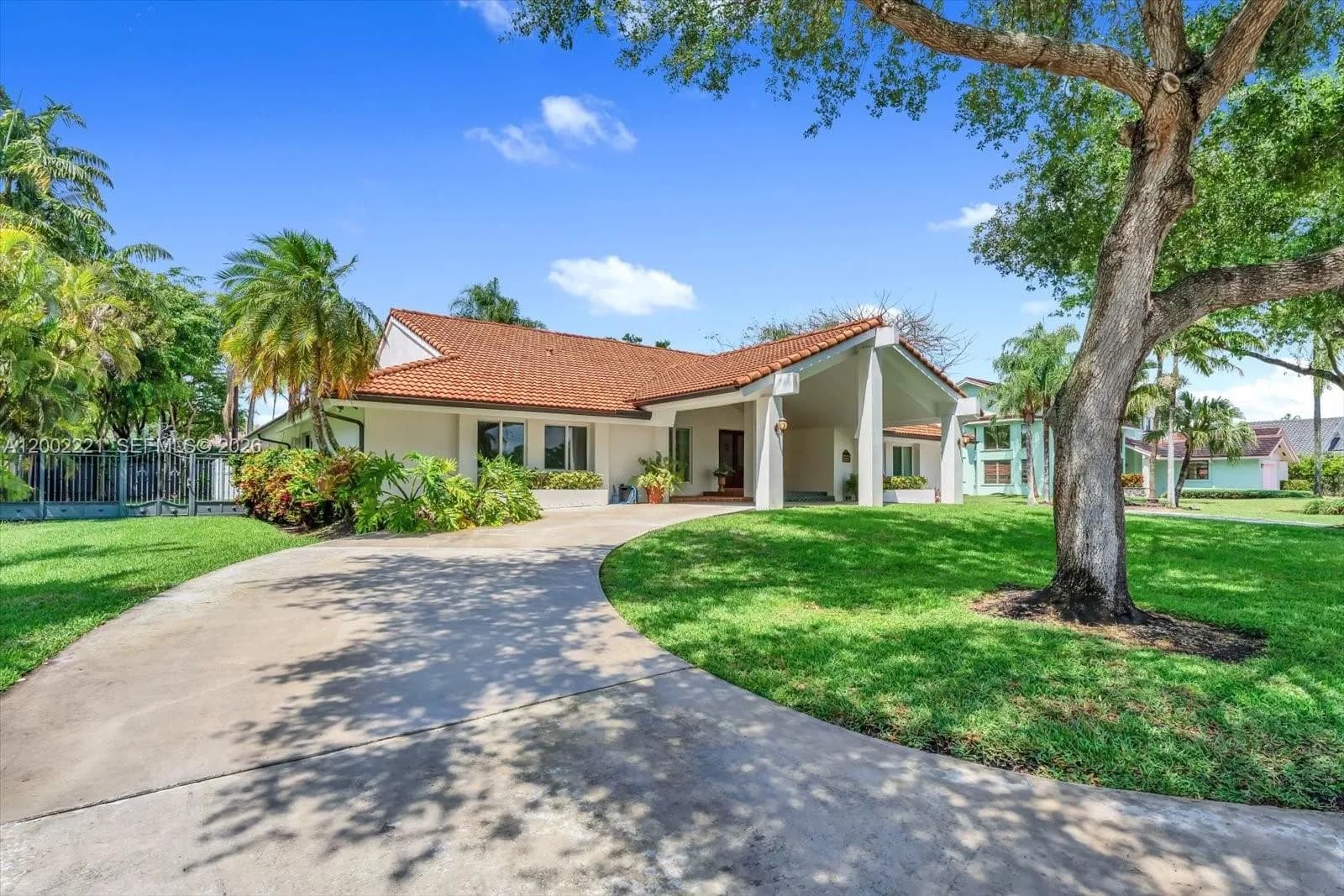 9941 SW 143rd St, Miami FL 33176