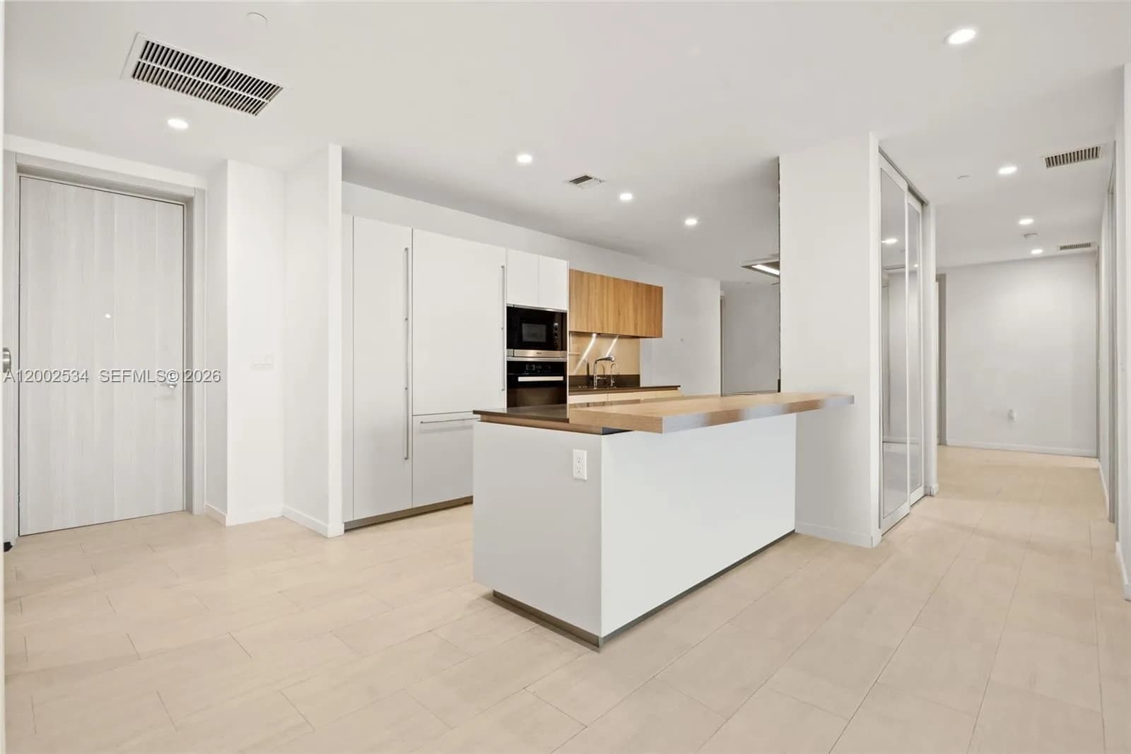 1000 Brickell Plz, Miami FL 33131
