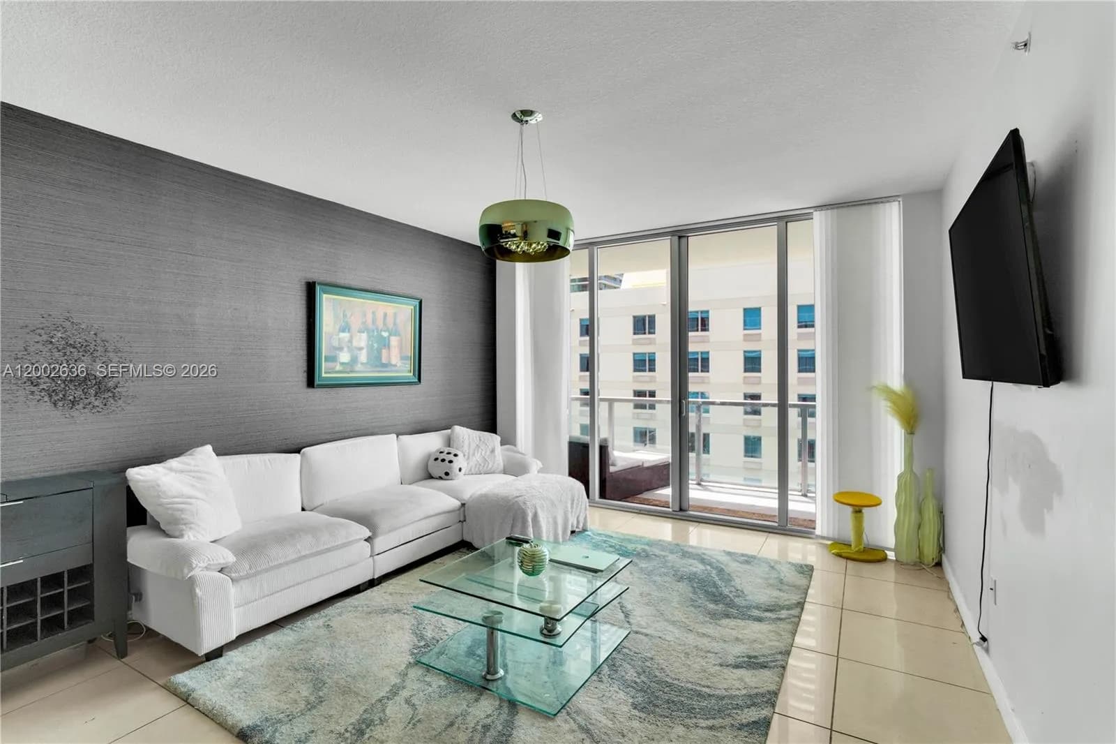 79 SW 12th St # 1605, Miami FL 33130