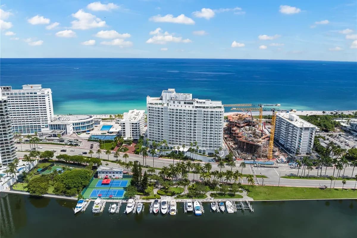 5401 Collins Ave # 611, Miami Beach FL 33140