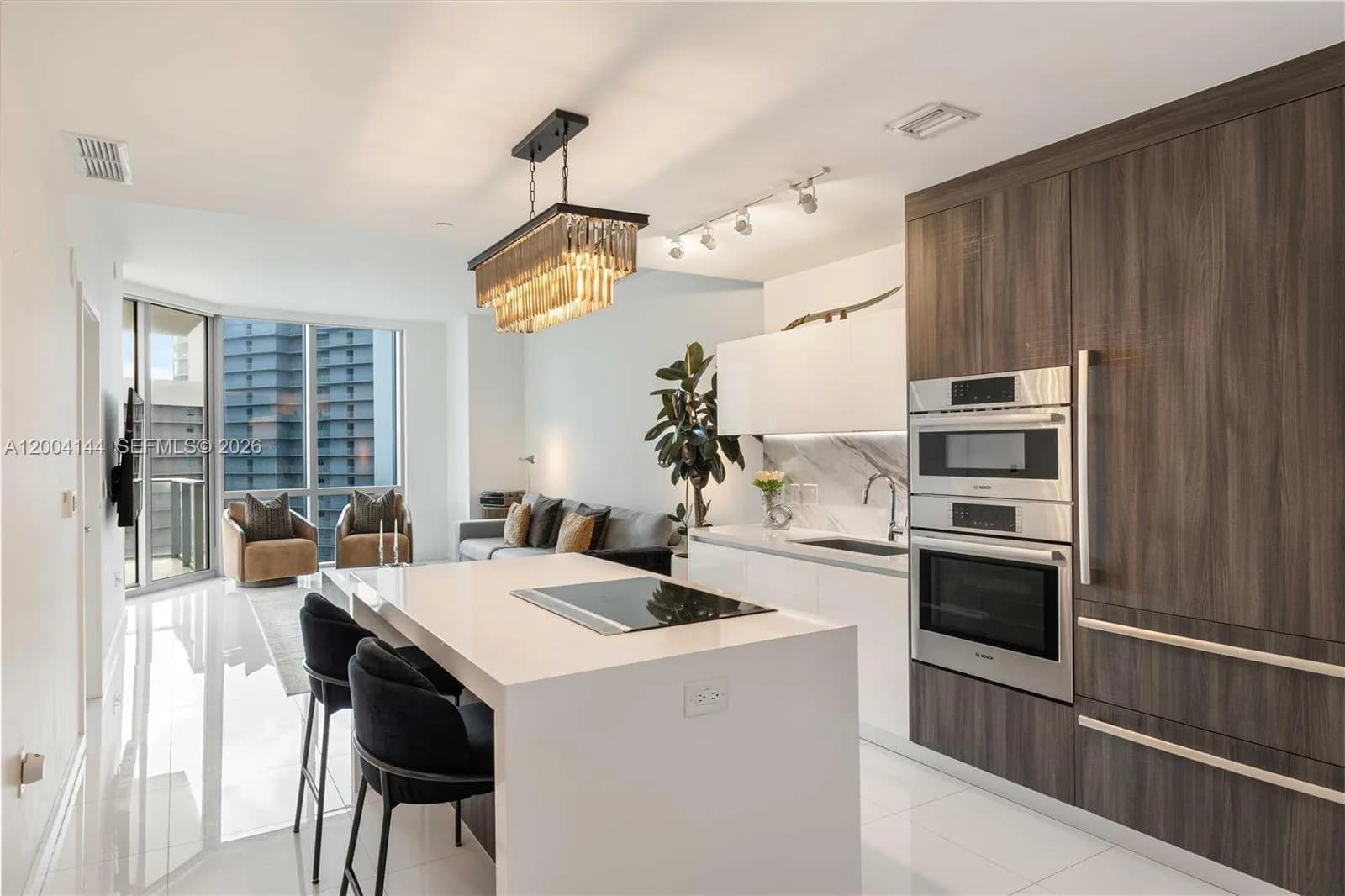851 NE 1st Ave # 4405, Miami FL 33132