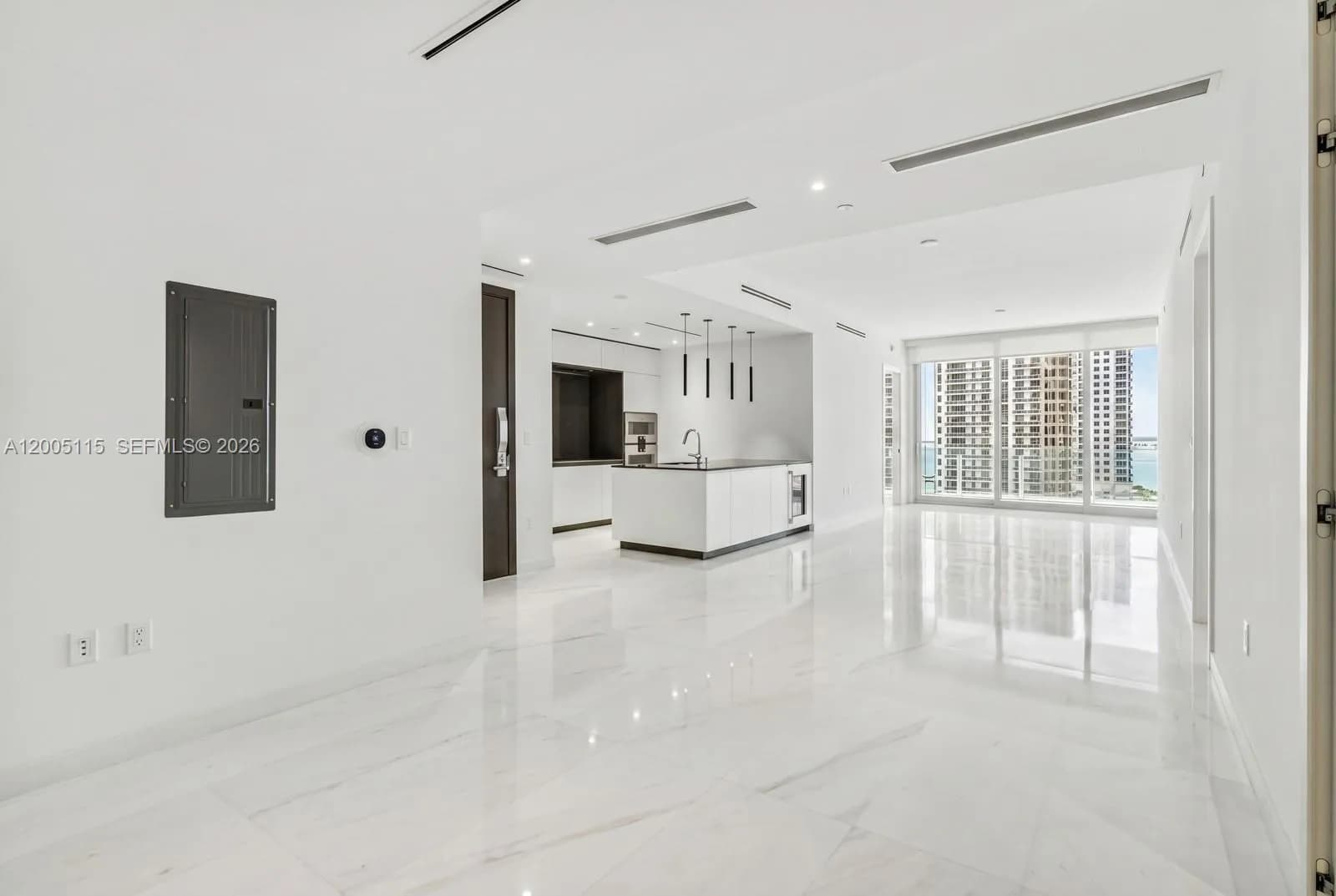 2 bedroom 3 bath Residential for sale at 300 Biscayne Blvd Way # 1002, Miami FL 33131
