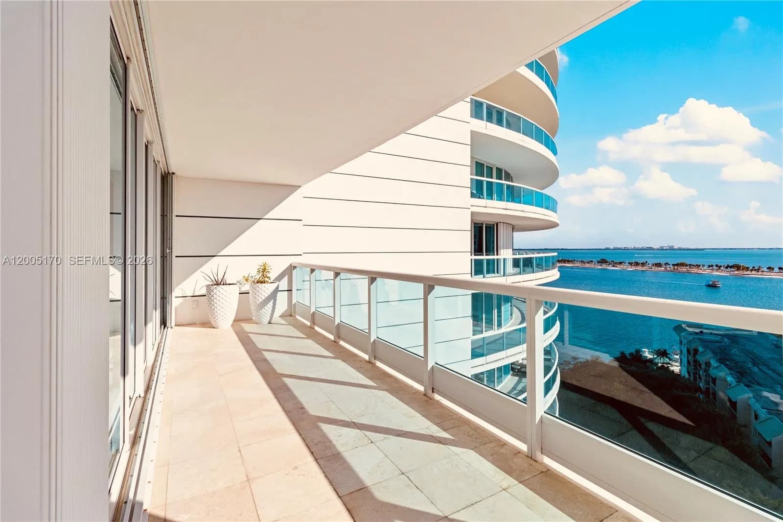 2 bedroom 2 bath for sale at 2127 Brickell Ave # 1505, Miami FL 33129
