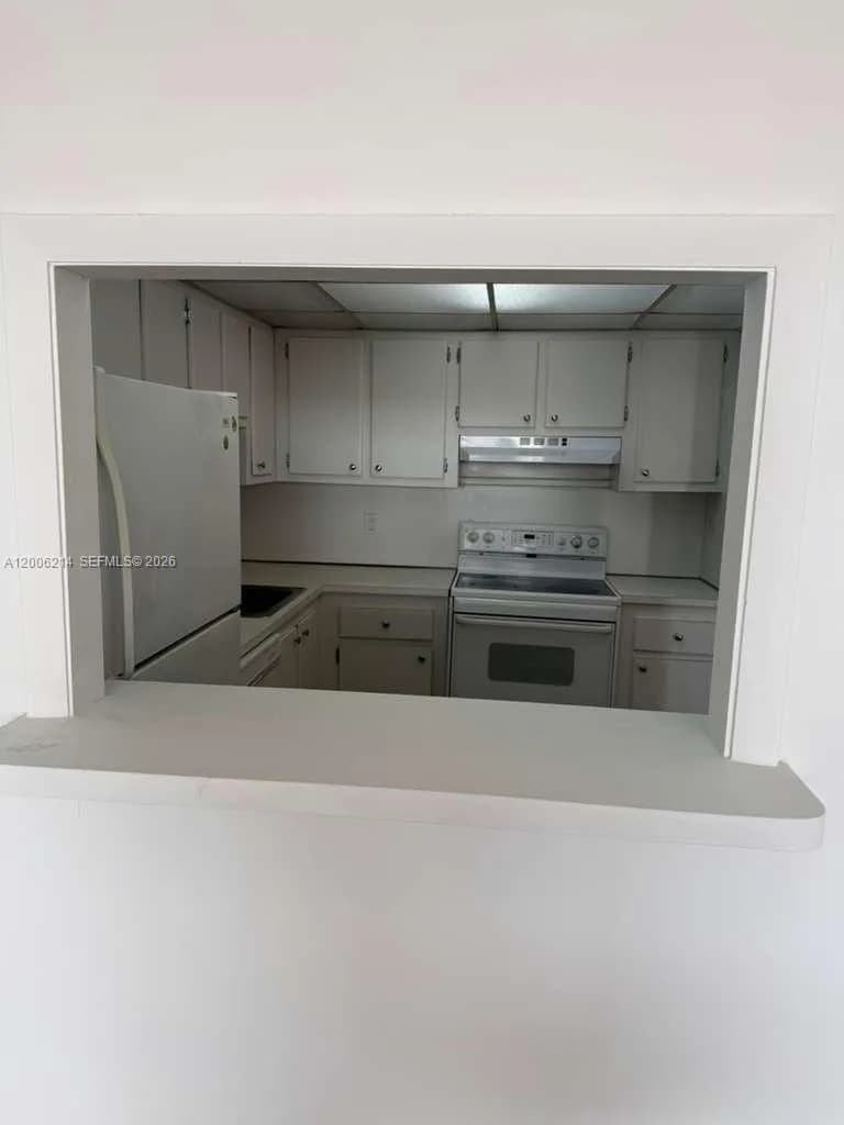1200 NE Miami Gardens Dr # 812W, Miami FL 33179