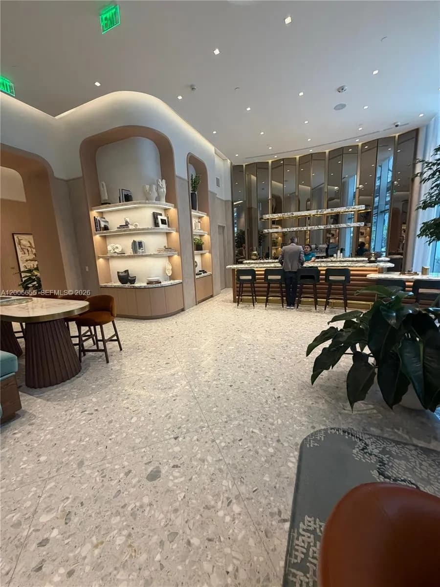 77 SE 5 Street # 1904, Miami FL 33131