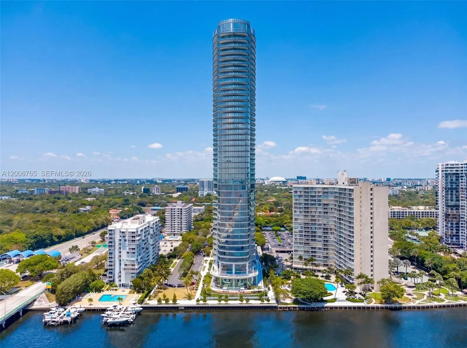2 bedroom 2 bath Residential for sale at 175 SE 25th Rd # 604, Miami FL 33129