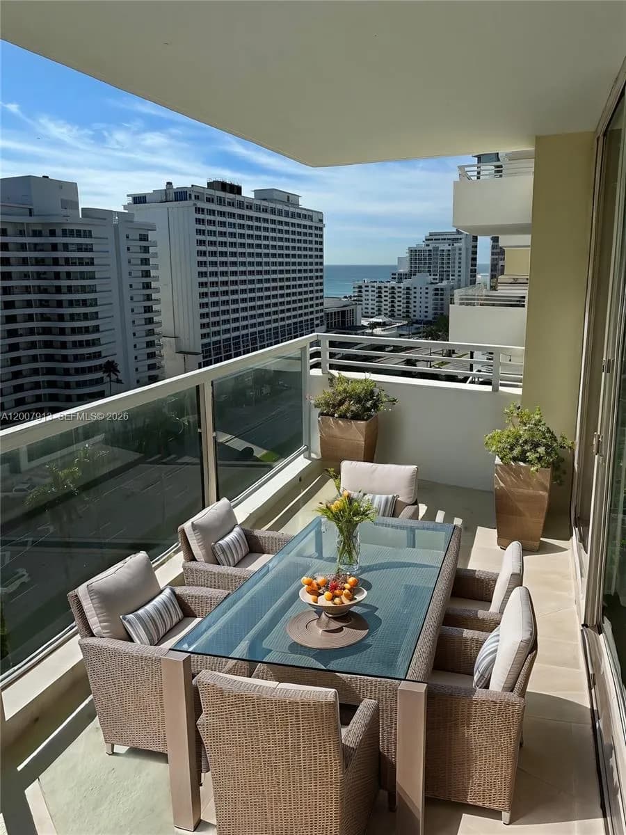 2 bedroom 2 bath for sale at 5600 Collins Ave # 15B, Miami Beach FL 33140