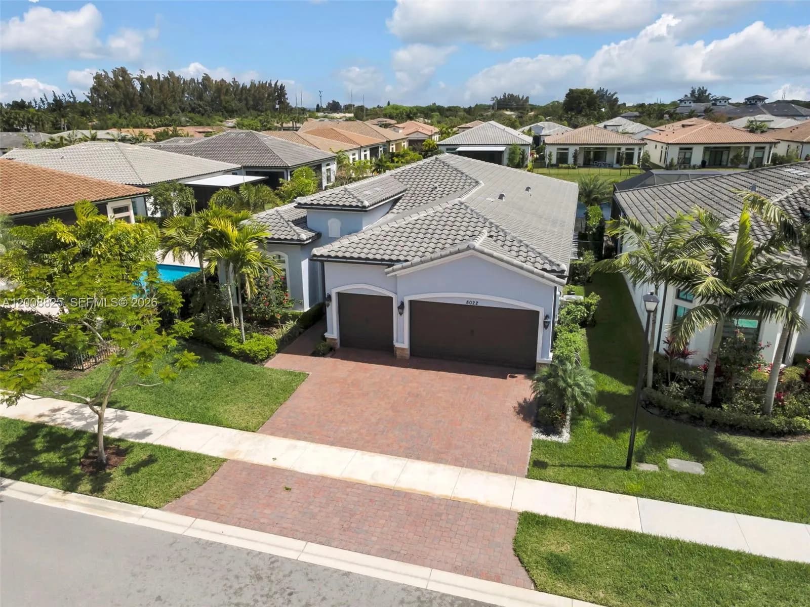 3 bedroom 3 bath Residential for sale at 8022 Deer Lake Ct, Parkland FL 33067