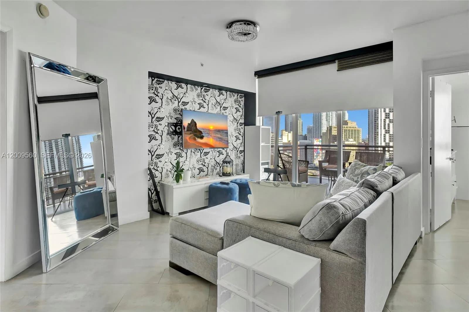 2 bedroom 2 bath for sale at 350 S Miami Ave # 1703, Miami FL 33130