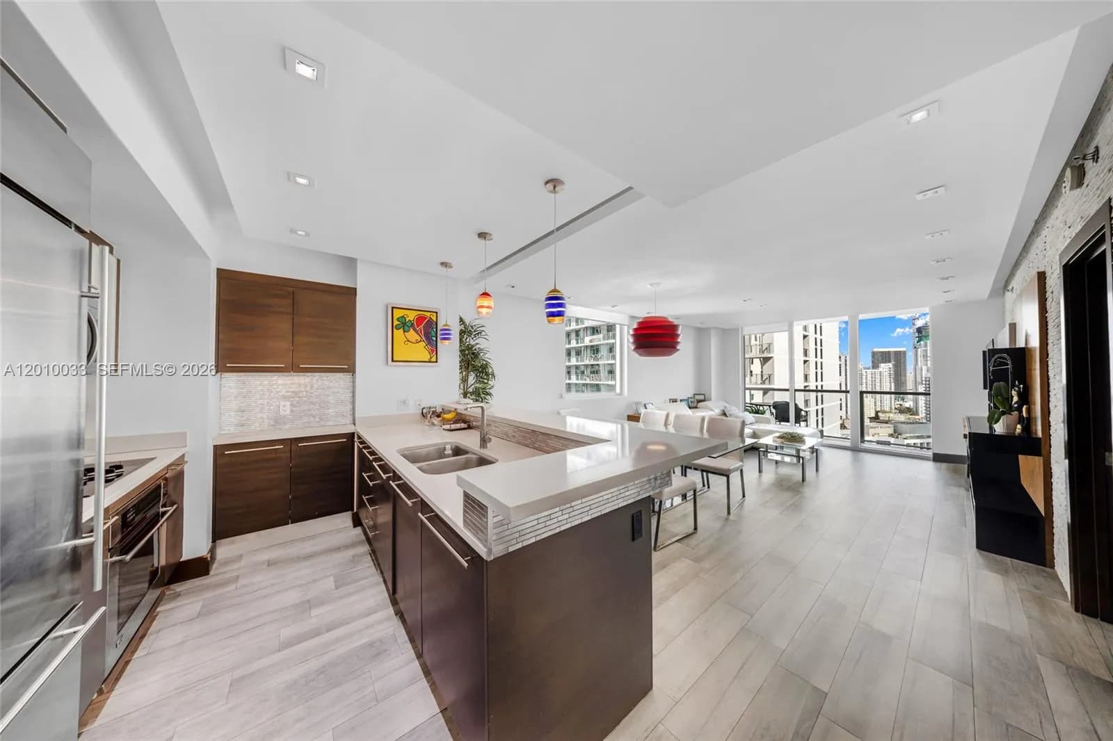 2 bedroom 2 bath for sale at 500 Brickell Ave # 3707, Miami FL 33131