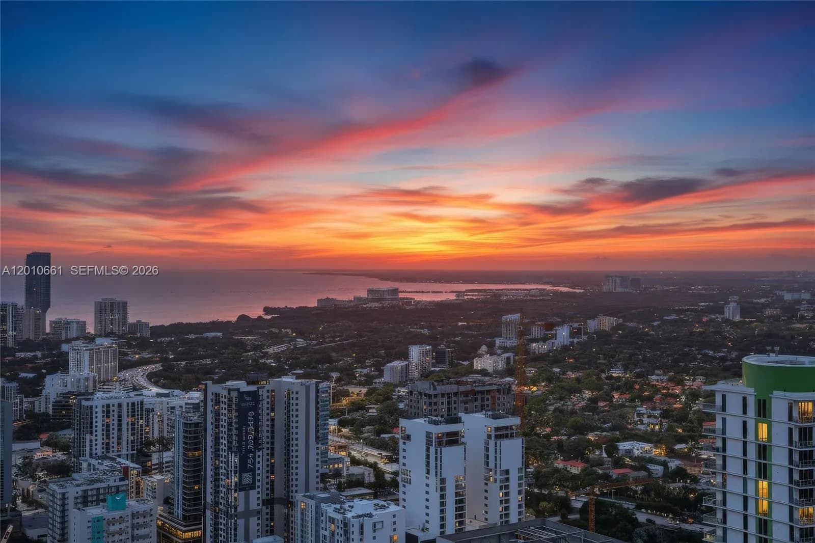 2 bedroom 2 bath for sale at 92 SW 3rd St # 5202, Miami FL 33130