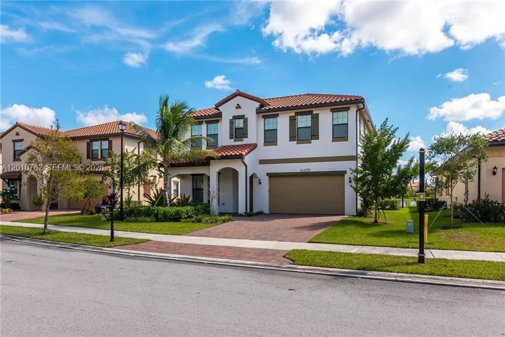 4 bedroom 3 bath Residential for sale at 11170 NW 82nd Pl, Parkland FL 33076
