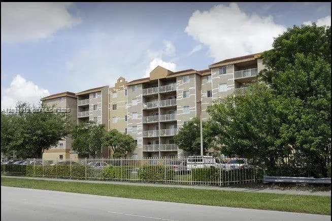 15221 SW 80th St # 505, Miami FL 33193