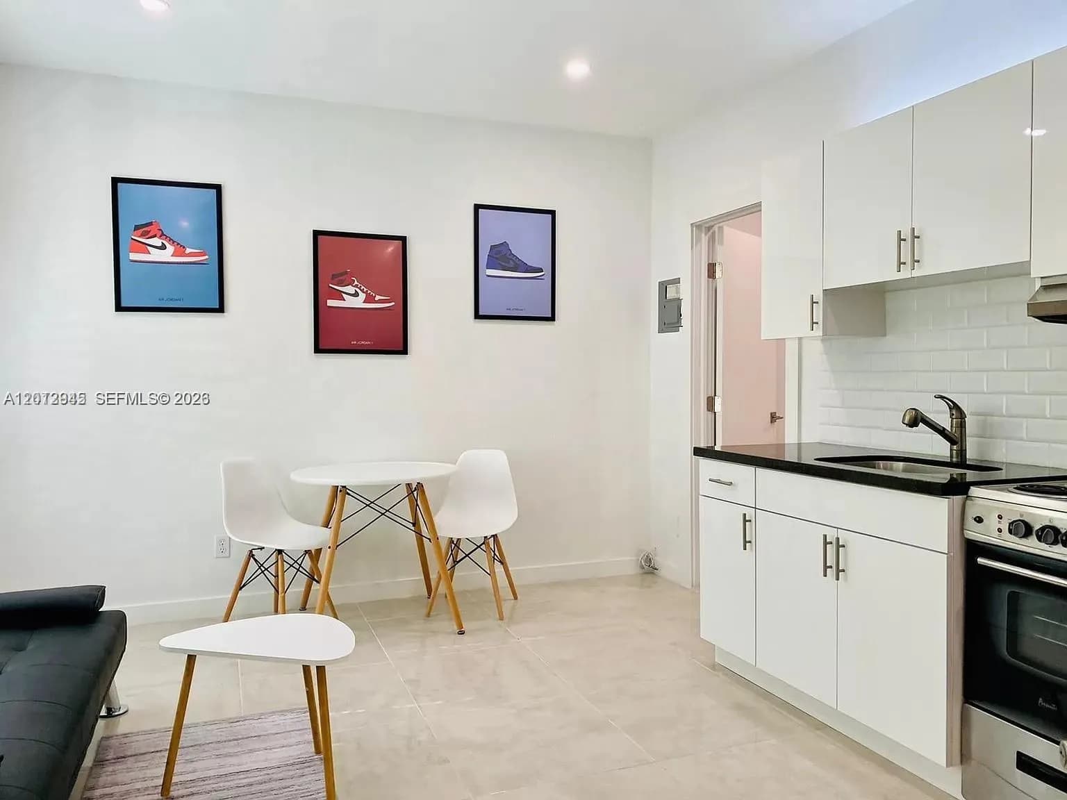 319 W 28th St # 9, Miami Beach FL 33140
