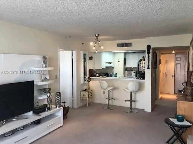 1 bedroom 1 bath for sale at 540 Brickell Key Dr # 1116, Miami FL 33131