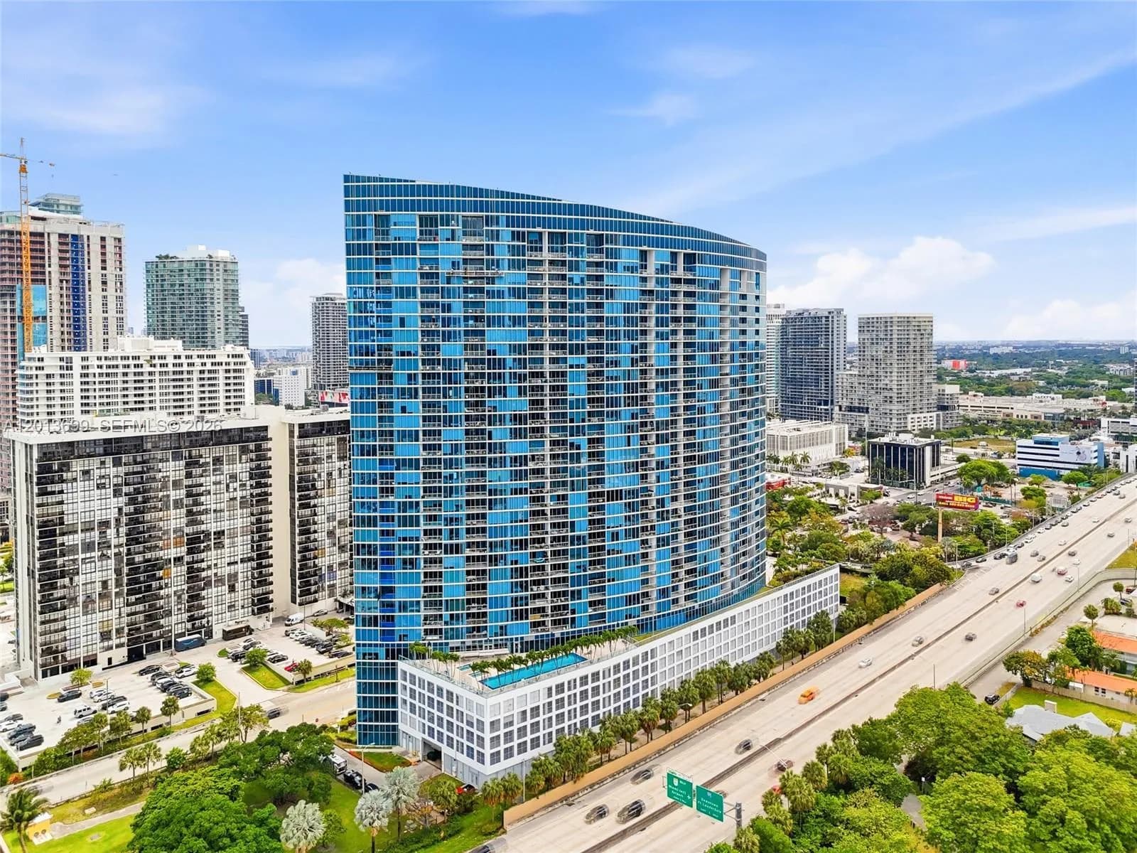 2 bedroom 2 bath for sale at 601 NE 36th St # 2707, Miami FL 33137