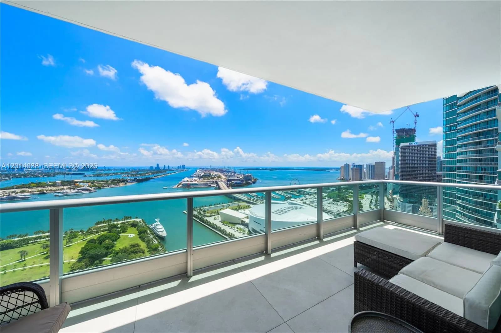 4 bedroom 4 bath for sale at 900 Biscayne Blvd # 4202, Miami FL 33132