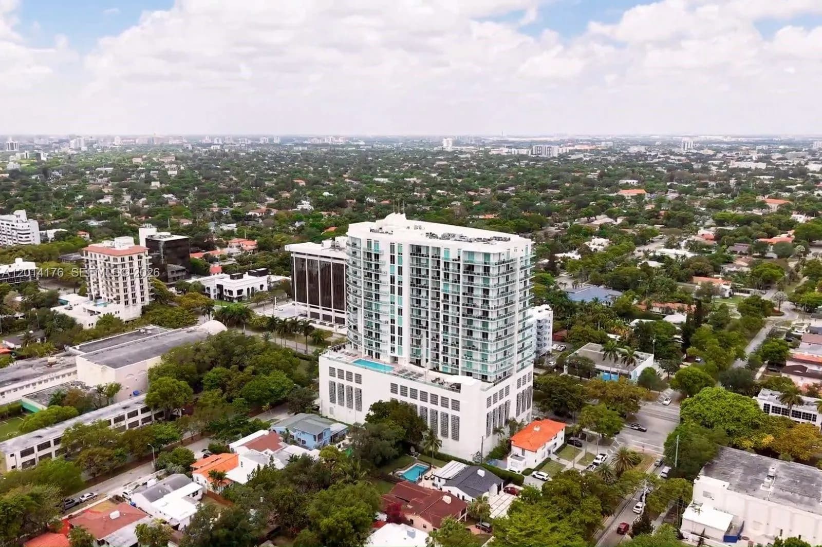 2 bedroom 2 bath for sale at 2525 SW 3rd Ave # 1009, Miami FL 33129