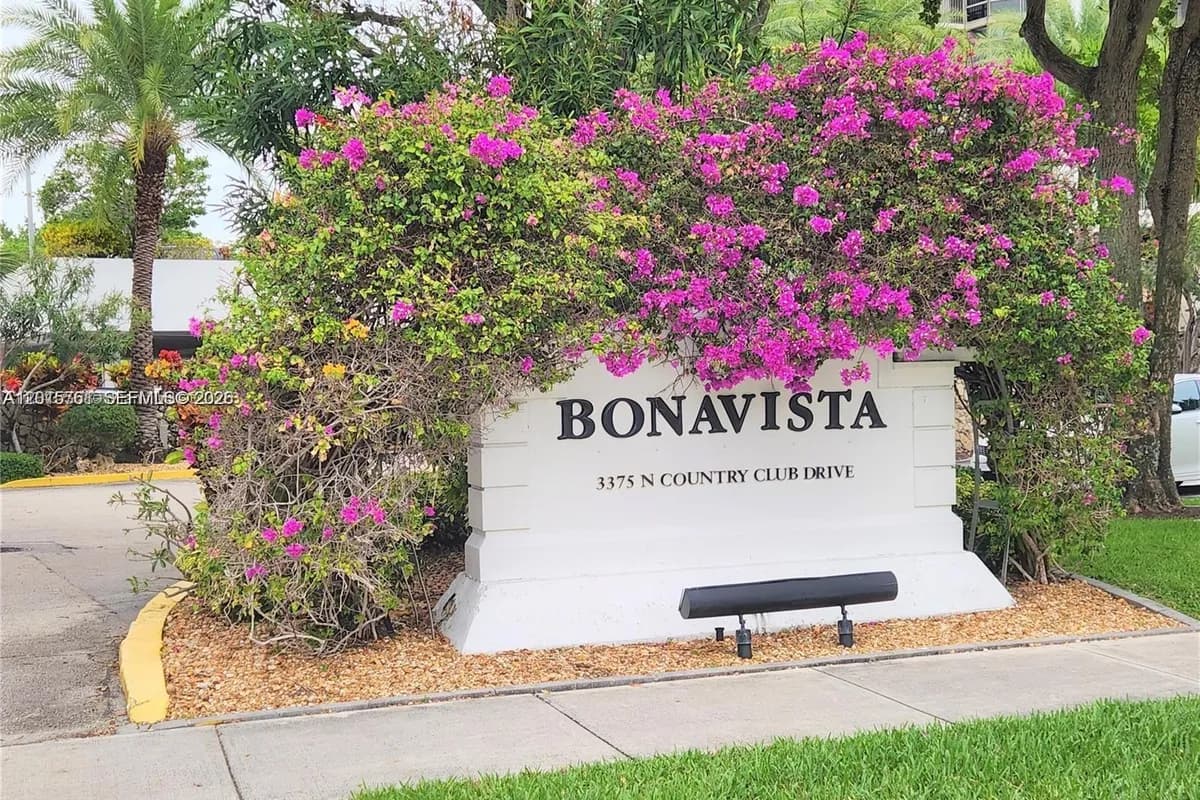 3375 N Country Club Dr # 203, Aventura FL 33180