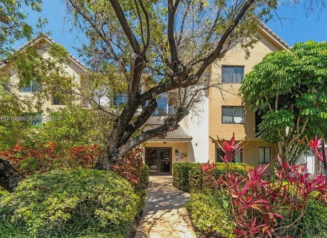 2 bedroom 2 bath Residential for sale at 10001 W Atlantic Blvd # 216, Coral Springs FL 33071