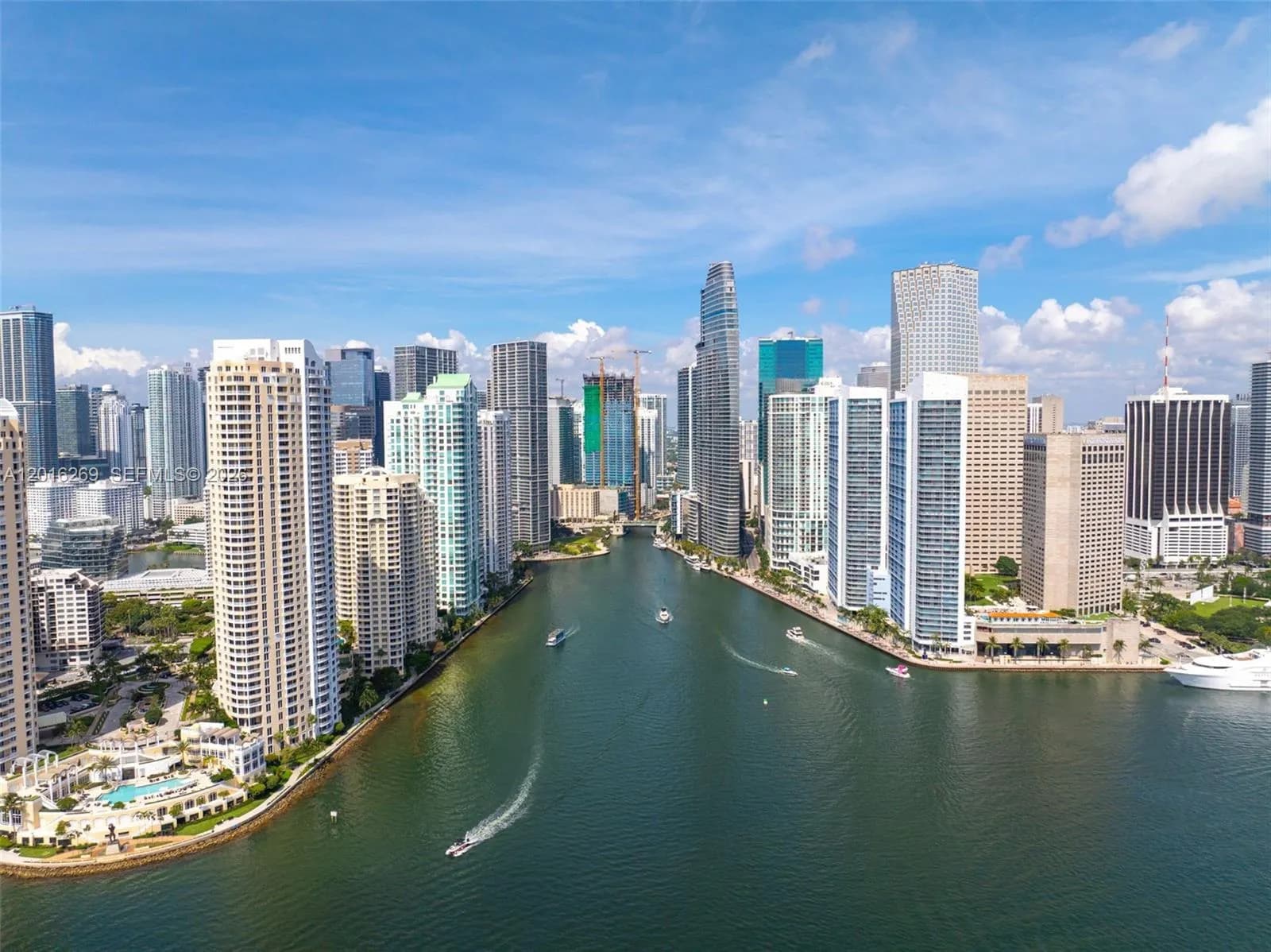 2 bedroom 2 bath for sale at 300 S Biscayne Blvd # L02, Miami FL 33131