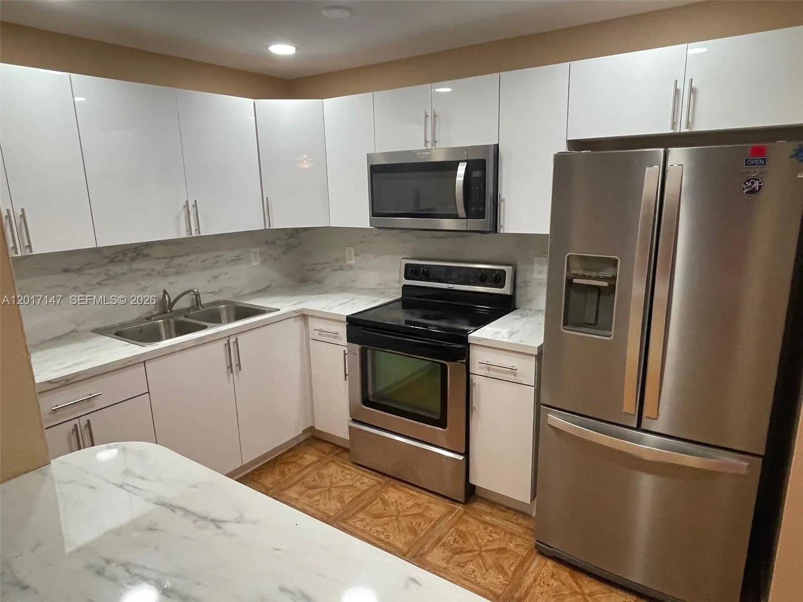 5960 NW 20th St # 5960, Lauderhill FL 33313