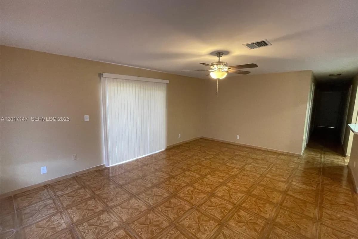 5960 NW 20th St # 5960, Lauderhill FL 33313