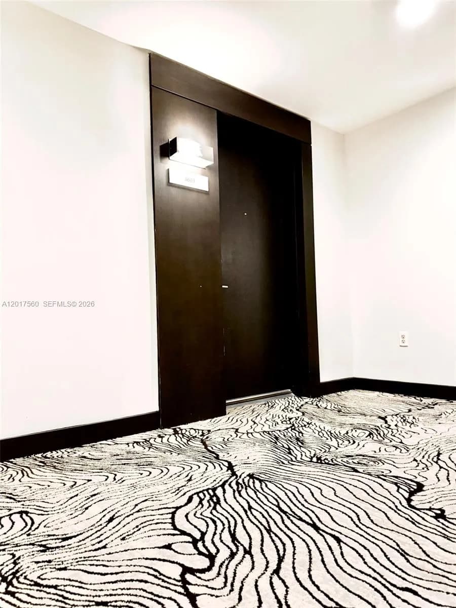 1 bedroom 2 bath for sale at 900 Biscayne Blvd # 3803, Miami FL 33132