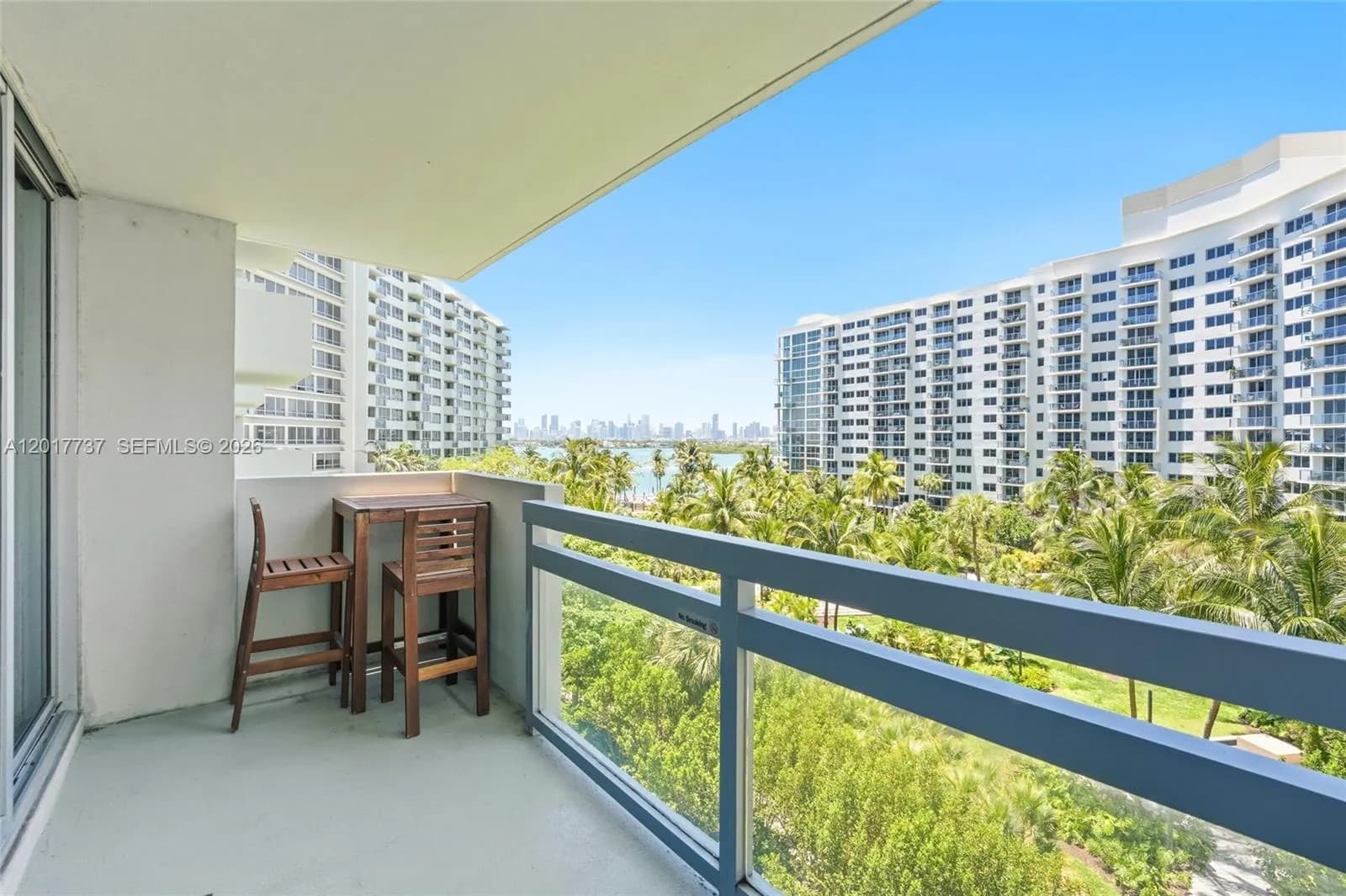 1 bedroom 1 bath for sale at 1500 Bay Rd # 666S, Miami Beach FL 33139